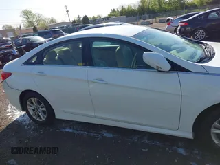2014 Hyundai Sonata GLS with VIN 5NPEB4AC2EH882685, listed as a IAAI auction lot 42125895 with 68,669 mi miles and . Bid and sale history available at carsss.com. Image 13.