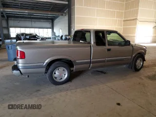 2000 GMC Sonoma SLS z VIN 1GTCS19W0Y8146125, wystawiony jako Copart lot #71576724 z przebiegiem 73 854 mil mil oraz Szkody całkowita. Historia ofert i sprzedaży dostępna na DreamBid. Obrazek 3.