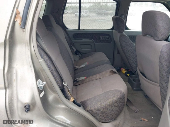 2001 Nissan Xterra XE with VIN 5N1ED28T51C588588, listed as a IAAI auction lot 41950312 with 258,890 mi miles. Bid and sale history available at carsss.com. Image 8.