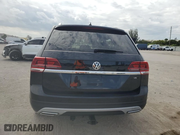 2018 Volkswagen Atlas Launch Edition with VIN 1V2BR2CA7JC510844, listed as a Copart auction lot 76652404 with 130,048 mi miles and Salvage title. Bid and sale history available at DreamBid. Image 6.