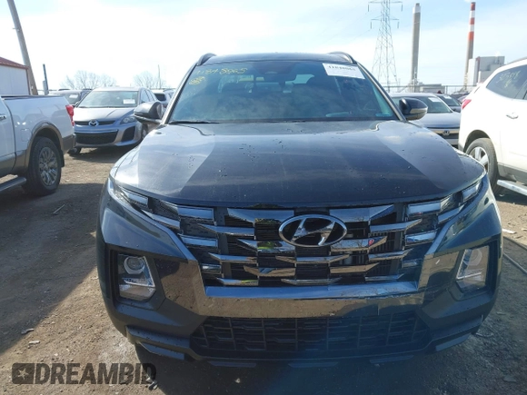 2023 Hyundai Santa Cruz Night Edition z VIN 5NTJCDAF2PH074217, wystawiony jako IAAI lot #41848065 z przebiegiem 14 000 mil mil oraz . Historia ofert i sprzedaży dostępna na DreamBid. Obrazek 12.