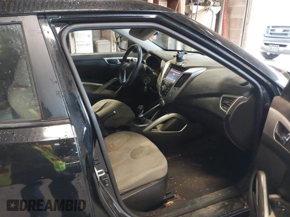 2012 Hyundai Veloster w/Gray Int с VIN KMHTC6AD3CU020230, выставлен на аукционе IAAI как лот 42307281 с пробегом 185 002 миль миль и . История ставок и продаж доступна на DreamBid. Изображение 5.