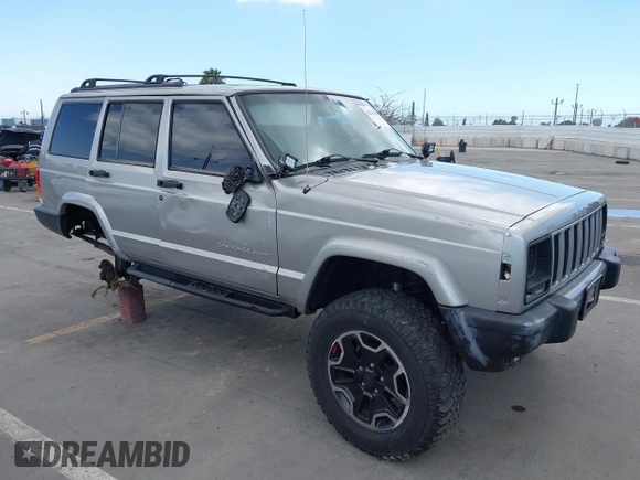 2000 Jeep Cherokee z VIN 1J4FF48S1YL200458, wystawiony jako IAAI lot #42239282 z przebiegiem Nie podano mil oraz . Historia ofert i sprzedaży dostępna na DreamBid. Obrazek 1.