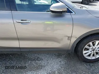 2019 Kia Sorento L with VIN 5XYPG4A32KG512687, listed as a IAAI auction lot 41857401 with 108,483 mi miles. Bid and sale history available at carsss.com. Image 18.