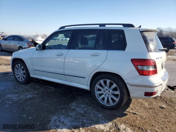 2011 Mercedes-Benz GLK-Class GLK 350 with VIN WDCGG8HBXBF614093, listed as a Copart auction lot 45220875 with 150,574 mi miles and Salvage Title. Bid and sale history available at carsss.com. Image 2.