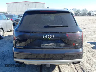 2019 Audi Q7 Prestige with VIN WA1VAAF72KD020723, listed as a IAAI auction lot 41154320 with 63,159 mi miles. Bid and sale history available at carsss.com. Image 16.