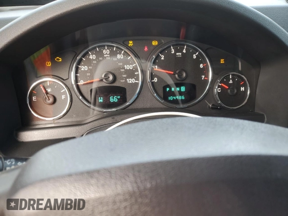 2010 Jeep Liberty Sport z VIN 1J4PP2GK2AW181091, wystawiony jako Copart lot #44555095 z przebiegiem 104 986 mil mil oraz Szkoda całkowita • Salvage title. Historia ofert i sprzedaży dostępna na DreamBid. Obrazek 9.