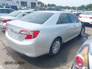 2012 Toyota Camry L z VIN 4T4BF1FK2CR191702, wystawiony jako IAAI lot #42258628 z przebiegiem 170 198 mil mil oraz . Historia ofert i sprzedaży dostępna na DreamBid. Obrazek 4.