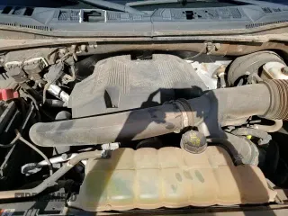 2019 Ford F-150 XL с VIN 1FTEW1C46KFD19315, выставлен на аукционе Copart как лот 66311105 с пробегом 109 134 миль миль и Списание • Salvage title. История ставок и продаж доступна на DreamBid. Изображение 14.