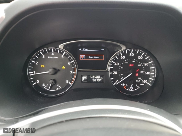 2013 Nissan Pathfinder SV with VIN 5N1AR2MN8DC635785, listed as a Copart auction lot 43347535 with 142,468 mi miles and Clean Title. Bid and sale history available at carsss.com. Image 9.