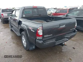 2009 Toyota Tacoma z VIN 3TMLU42N09M034743, wystawiony jako IAAI lot #41467696 z przebiegiem 129 395 mil mil oraz . Historia ofert i sprzedaży dostępna na DreamBid. Obrazek 3.
