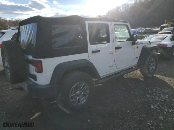 2015 Jeep Wrangler Unlimited Sport with VIN 1C4BJWDG4FL614332, listed as a Copart auction lot 44677215 with 25,524 mi miles and Salvage Title. Bid and sale history available at carsss.com. Image 3.