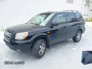 2008 Honda Pilot EX-L with VIN 5FNYF18588B050066, listed as a IAAI auction lot 41649007 with 172,018 mi miles. Bid and sale history available at carsss.com. Image 2.