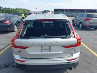 2020 Volvo XC60 Momentum with VIN YV4102RK0L1478564, listed as a IAAI auction lot 42159705 with 98,405 mi miles and . Bid and sale history available at DreamBid. Image 16.