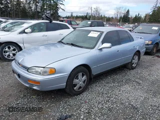1996 Toyota Camry DX with VIN JT2BG12K2T0396941, listed as a IAAI auction lot 41593032 with 205,514 mi miles. Bid and sale history available at carsss.com. Image 17.