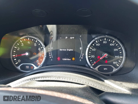 2015 Jeep Renegade Latitude with VIN ZACCJBBT0FPB67030, listed as a IAAI auction lot 41866195 with 120,618 mi miles. Bid and sale history available at carsss.com. Image 7.
