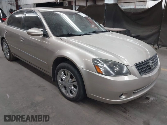 2005 Nissan Altima 3.5 SE with VIN 1N4BL11D35C138408, listed as a IAAI auction lot 41900590 with 148,315 mi miles. Bid and sale history available at carsss.com. Image 1.