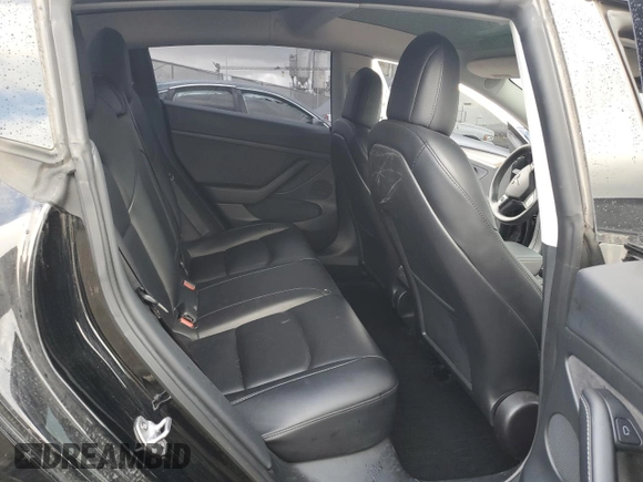 2023 Tesla Model 3 z VIN 5YJ3E1EA0PF451513, wystawiony jako Copart lot #51606425 z przebiegiem 58 482 mil mil oraz Szkoda całkowita • Salvage title. Historia ofert i sprzedaży dostępna na DreamBid. Obrazek 10.