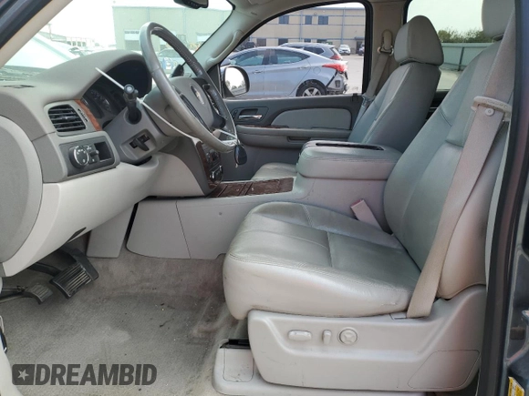 2008 Chevrolet Suburban Commercial with VIN 1GNFC16028R200780, listed as a Copart auction lot 72176334 with 80,486 mi miles and Salvage Title. Bid and sale history available at carsss.com. Image 7.