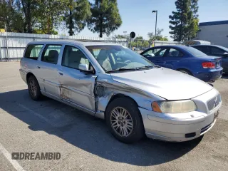 2005 Volvo V70 with VIN YV1SW640752467944, listed as a Copart auction lot 52462375 with 104,439 mi miles and Salvage Title. Bid and sale history available at carsss.com. Image 4.