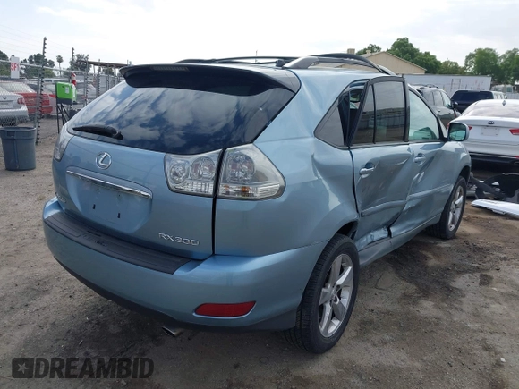 2005 Lexus RX 330 with VIN 2T2HA31U85C063620, listed as a IAAI auction lot 42023384 with 180,202 mi miles. Bid and sale history available at carsss.com. Image 4.