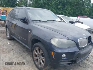 2008 BMW X5 4.8i z VIN 5UXFE83538L161095, wystawiony jako IAAI lot #42236182 z przebiegiem 162 695 mil mil oraz . Historia ofert i sprzedaży dostępna na DreamBid. Obrazek 1.