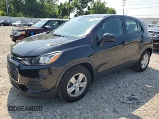 2020 Chevrolet Trax LS z VIN KL7CJKSB9LB066881, wystawiony jako Copart lot #60336115 z przebiegiem 85 786 mil mil oraz Szkoda całkowita • Salvage title. Historia ofert i sprzedaży dostępna na DreamBid. Obrazek 1.