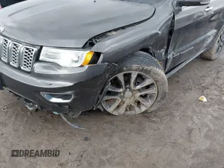 2018 Jeep Grand Cherokee High Altitude with VIN 1C4RJFCG5JC449092, listed as a IAAI auction lot 41723024 with 104,545 mi miles. Bid and sale history available at carsss.com. Image 6.