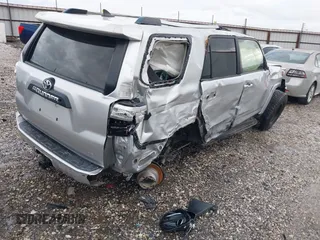 2014 Toyota 4Runner Limited with VIN JTEBU5JR8E5156817, listed as a IAAI auction lot 40787985 with Not Provided miles and . Bid and sale history available at DreamBid. Image 4.