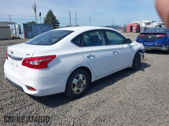 2019 Nissan Sentra S z VIN 3N1AB7AP3KY214172, wystawiony jako IAAI lot #41969114 z przebiegiem 109 770 mil mil oraz . Historia ofert i sprzedaży dostępna na DreamBid. Obrazek 4.