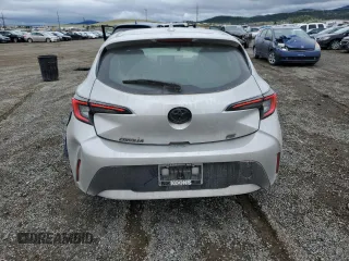 2024 Toyota Corolla Hatchback SE with VIN JTND4MBE5R3223342, listed as a Copart auction lot 58317264 with 31,798 mi miles and Salvage Title. Bid and sale history available at carsss.com. Image 6.