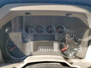 2010 Ford F-250 XL z VIN 1FTSX2B59AEA11222, wystawiony jako Copart lot #49899575 z przebiegiem Nie podano mil oraz Szkody całkowita. Historia ofert i sprzedaży dostępna na DreamBid. Obrazek 9.