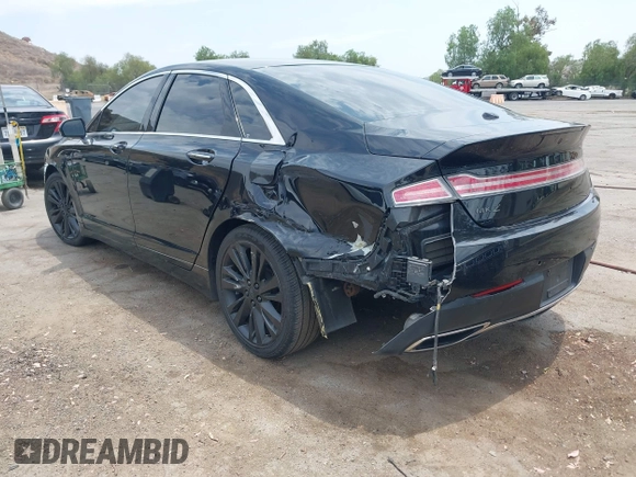 2017 Lincoln MKZ Reserve z VIN 3LN6L5EC2HR622768, wystawiony jako IAAI lot #42394044 z przebiegiem 78 914 mil mil oraz . Historia ofert i sprzedaży dostępna na DreamBid. Obrazek 3.