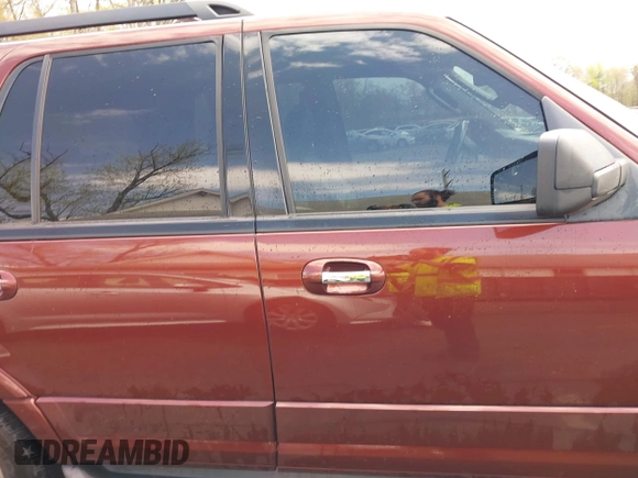 2016 Ford Expedition XLT with VIN 1FMJU1JT9GEF42259, listed as a IAAI auction lot 42021710 with 149,348 mi miles and . Bid and sale history available at DreamBid. Image 13.