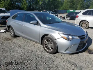 2015 Toyota Camry XLE z VIN 4T1BF1FKXFU100867, wystawiony jako Copart lot #58557775 z przebiegiem 343 934 mil mil oraz Szkoda całkowita • Salvage title. Historia ofert i sprzedaży dostępna na DreamBid. Obrazek 4.