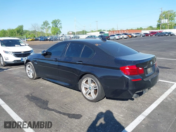 2015 BMW 5 Series 535i xDrive with VIN WBA5B3C54FD541138, listed as a IAAI auction lot 42043269 with 172,714 mi miles. Bid and sale history available at carsss.com. Image 3.