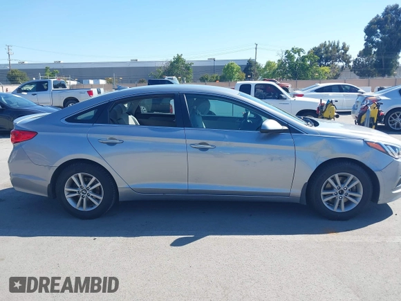 2017 Hyundai Sonata 2.4L with VIN 5NPE24AF4HH595640, listed as a IAAI auction lot 42189171 with 122,192 mi miles and . Bid and sale history available at DreamBid. Image 13.