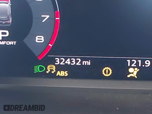2020 Audi Q3 Premium with VIN WA1AECF3XL1090825, listed as a IAAI auction lot 42541577 with 32,432 mi miles and . Bid and sale history available at DreamBid. Image 15.