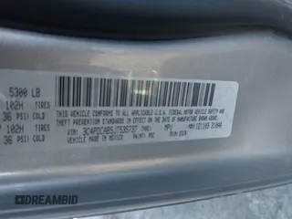 2018 Dodge Journey SE with VIN 3C4PDCAB5JT535737, listed as a IAAI auction lot 41482966 with 97,001 mi miles. Bid and sale history available at carsss.com. Image 9.