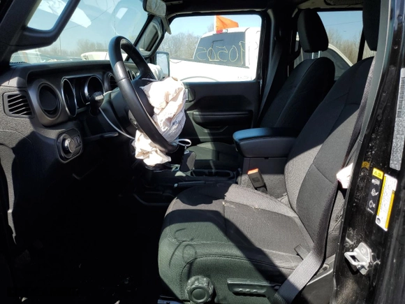 2020 Jeep Wrangler Unlimited Sport Altitude with VIN 1C4HJXDG5LW170856, listed as a Copart auction lot 49050535 with 30,010 mi miles and Salvage Title. Bid and sale history available at carsss.com. Image 7.