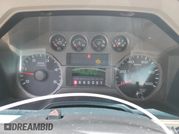 2008 Ford F-350 XL z VIN 1FTWW31R78EA62095, wystawiony jako Copart lot #56411635 z przebiegiem 107 404 mil mil oraz Szkoda całkowita • Salvage title. Historia ofert i sprzedaży dostępna na DreamBid. Obrazek 9.