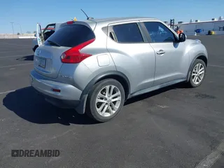 2011 Nissan Juke SL with VIN JN8AF5MV2BT020603, listed as a IAAI auction lot 41992330 with 147,765 mi miles. Bid and sale history available at carsss.com. Image 4.