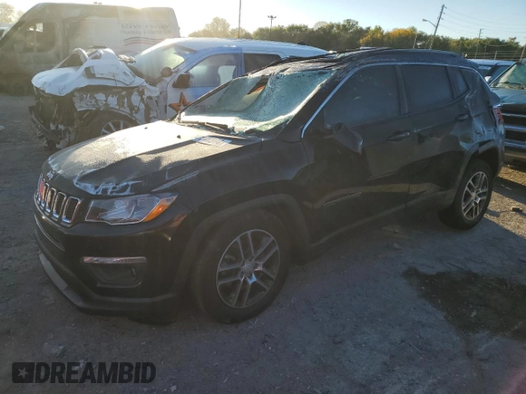 2019 Jeep Compass Altitude with VIN 3C4NJCBB4KT685886, listed as a Copart auction lot 74111314 with 24,455 mi miles and Salvage Title. Bid and sale history available at carsss.com. Image 1.