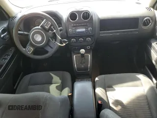 2017 Jeep Patriot Sport with VIN 1C4NJPBA6HD149986, listed as a Copart auction lot 75048654 with 117,003 mi miles and Salvage Title. Bid and sale history available at carsss.com. Image 8.