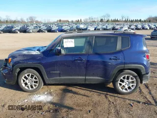2020 Jeep Renegade Latitude with VIN ZACNJABB4LPL27228, listed as a IAAI auction lot 41271336 with 44,098 mi miles. Bid and sale history available at carsss.com. Image 14.