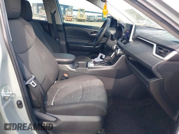 2023 Toyota RAV4 XLE with VIN 2T3W1RFV4PW257991, listed as a IAAI auction lot 41524644 with 34,370 mi miles. Bid and sale history available at carsss.com. Image 5.