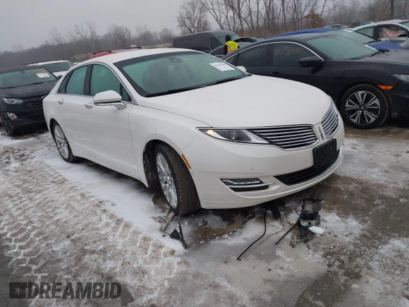 2016 Lincoln MKZ with VIN 3LN6L2G9XGR611001, listed as a IAAI auction lot 41556560 with 95,490 mi miles and . Bid and sale history available at DreamBid. Image 1.