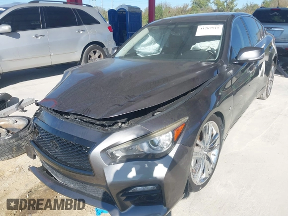 2014 Infiniti Q50 with VIN JN1BV7AP0EM673520, listed as a IAAI auction lot 41287915 with 178,339 mi miles. Bid and sale history available at carsss.com. Image 18.