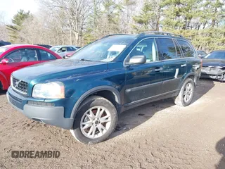 2004 Volvo XC90 with VIN YV1CZ59H641115883, listed as a IAAI auction lot 41643395 with 200,009 mi miles. Bid and sale history available at carsss.com. Image 2.