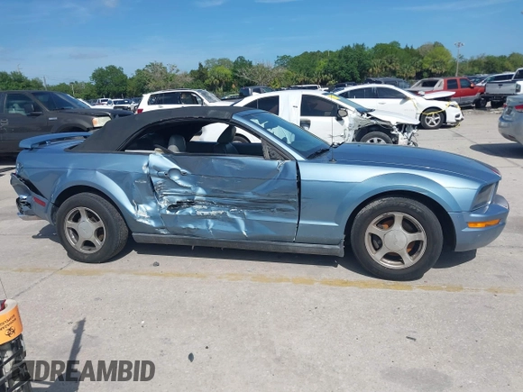 2006 Ford Mustang Standard with VIN 1ZVFT84N065224870, listed as a IAAI auction lot 41966185 with 106,780 mi miles and . Bid and sale history available at carsss.com. Image 13.